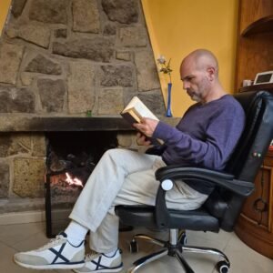 "Existe una justicia Divina y los ojos de la verdad te observan", porque así es y así será.