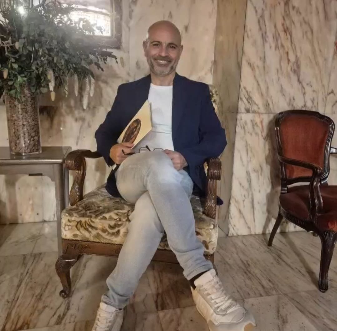 "Existe una justicia Divina y los ojos de la verdad te observan", porque así es y así será.